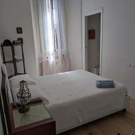Maria Holiday Homes -Vitruvio 42 Appartamenti Milan Exterior photo