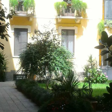 Maria Holiday Homes -Vitruvio 42 Appartamenti Milan Exterior photo
